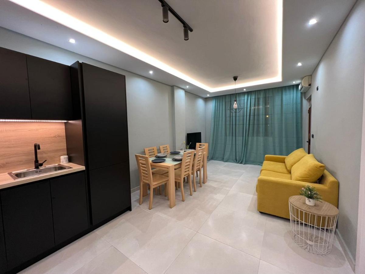 Holiday Apartment Near The Sea Durres Exterior photo