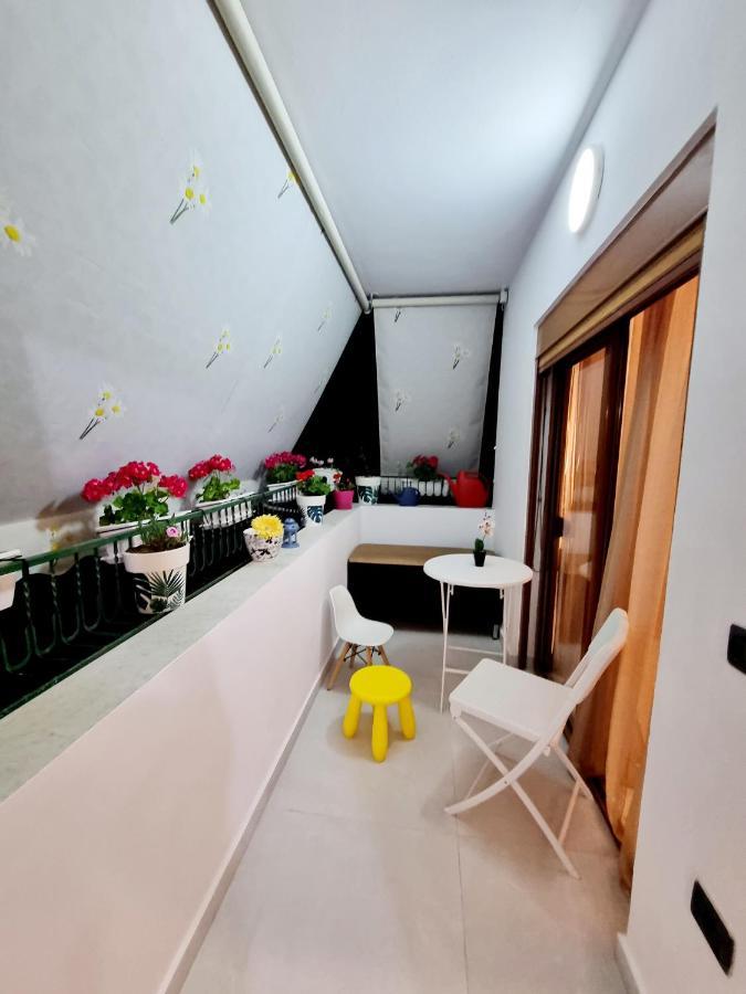 Holiday Apartment Near The Sea Durres Exterior photo